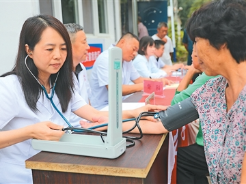 我国居民健康水平持续改善（大健康观察）