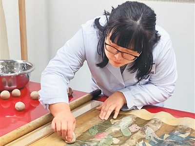 看“文物医生”的工作日常