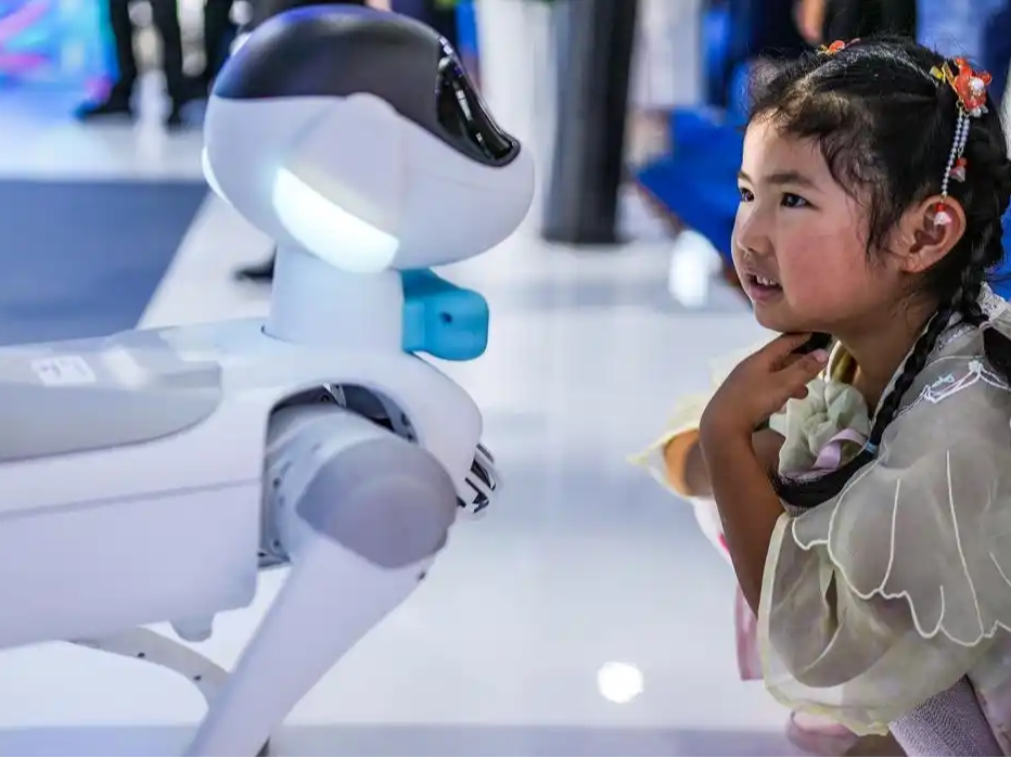 Hi财经丨多地竞逐“未来产业”，特色赛道显活力