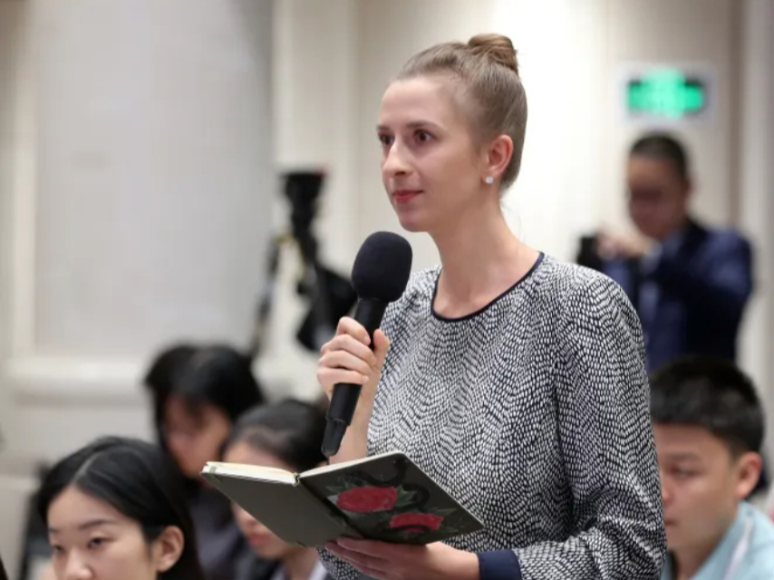 中外妇女热议白皮书，妇女全面发展的“中国经验”获赞