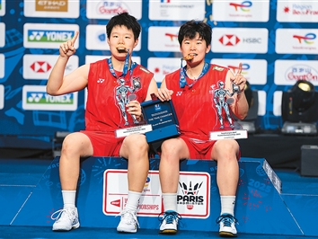 坚韧、青春与希望