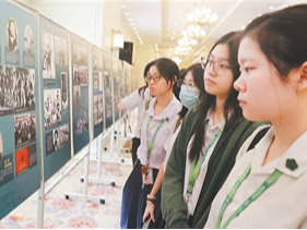 让和平的薪火代代相传（铭记历史 开创未来）