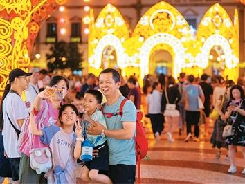 魅力濠江令四海宾朋“沉醉不知归路”