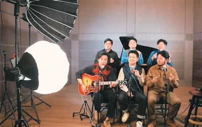 专业力量与网络直播双向奔赴（深观察）