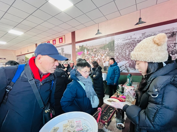 烟火漫数里觅乡愁年味 大集焕新生融千年传承