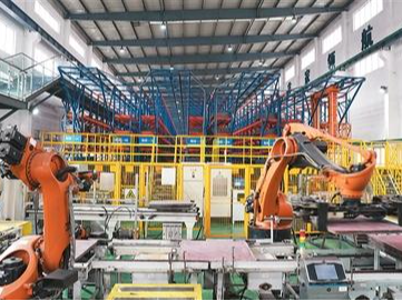 中国经济基础稳潜能大（锐财经）