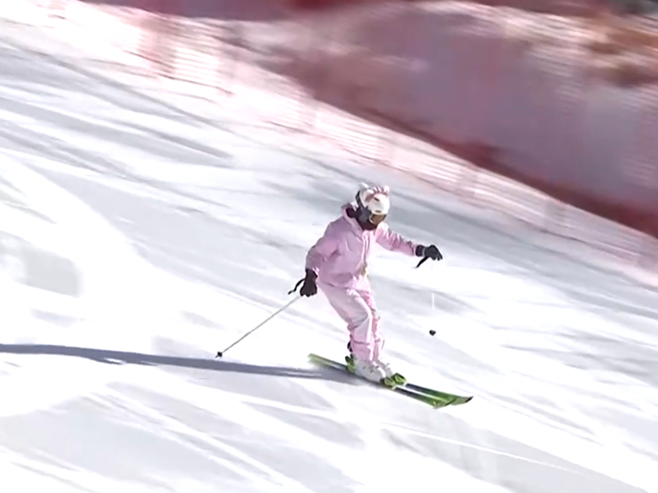 拓展冰雪旅游新场景 激发消费活力