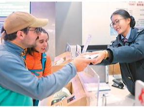 外国游客为何喜爱游中国（国际论道）