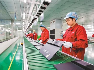 长江母亲河焕发生机活力（锐财经）