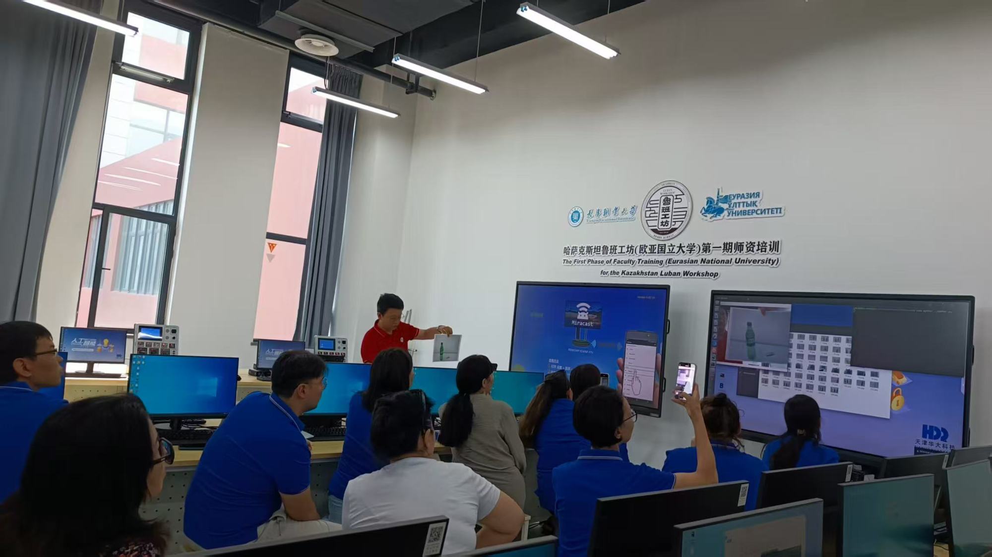 十年“鲁班”出海记 “种子”长成一片林