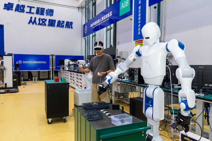 
上海交通大学医学院附属瑞金医院沈柏用医生黄牛预约代挂号电话国之所需的“天大答卷”| 新华智见