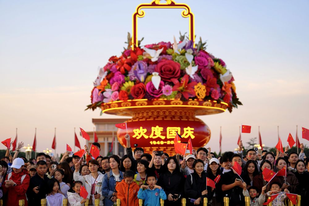 
上海复旦大学附属华山医院孙新芬医生黄牛预约代挂号电话人民领袖｜播下爱我中华的种子
