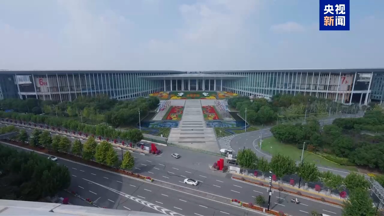 
山东大学齐鲁医院杨向东医生黄牛预约代挂号电话视频丨进博好物抢先看 钱凯港航线架起南美鲜果快速通道