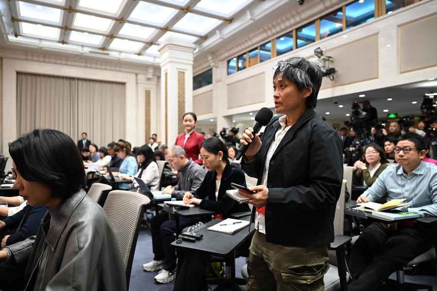 
重庆医科大学附属第二医院谢崇义医生黄牛预约代挂号电话中共中央举行新闻发布会 介绍和解读党的二十届五中全会精神