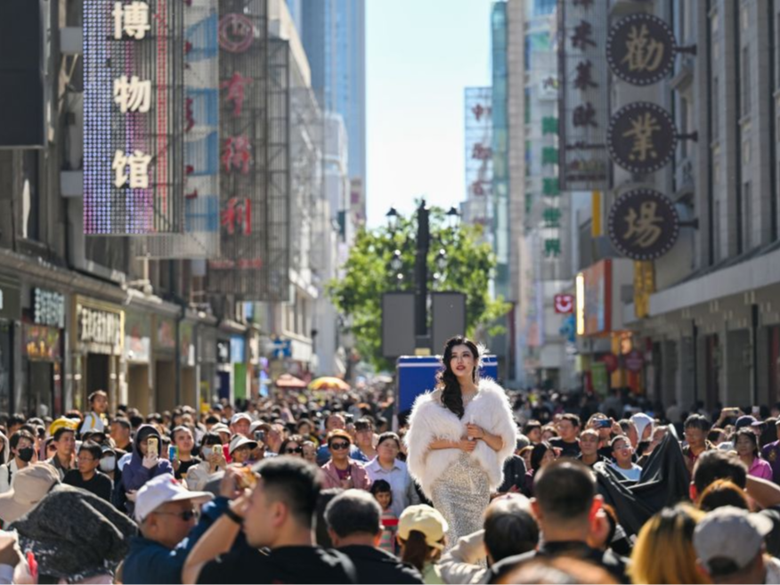 文化中国行｜城市作舞台 众客入戏来