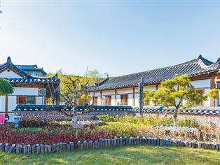 美景美食 四季可赏（达人带你游·魅力小城）