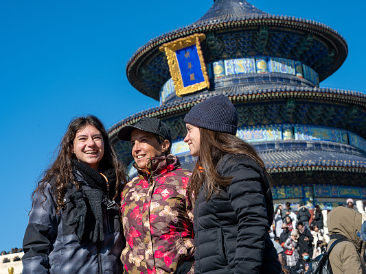 全球媒体聚焦 | 美国媒体：2026年春节中国迎来全球旅游热潮