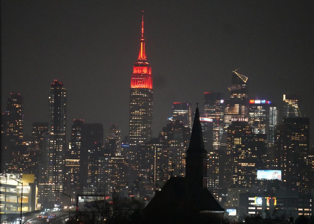 特稿｜骁行万里 四海同春——世界在马年春节感受中国文化魅力