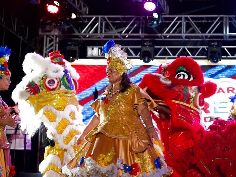 跨越半个地球 中国春节“圈粉”拉美