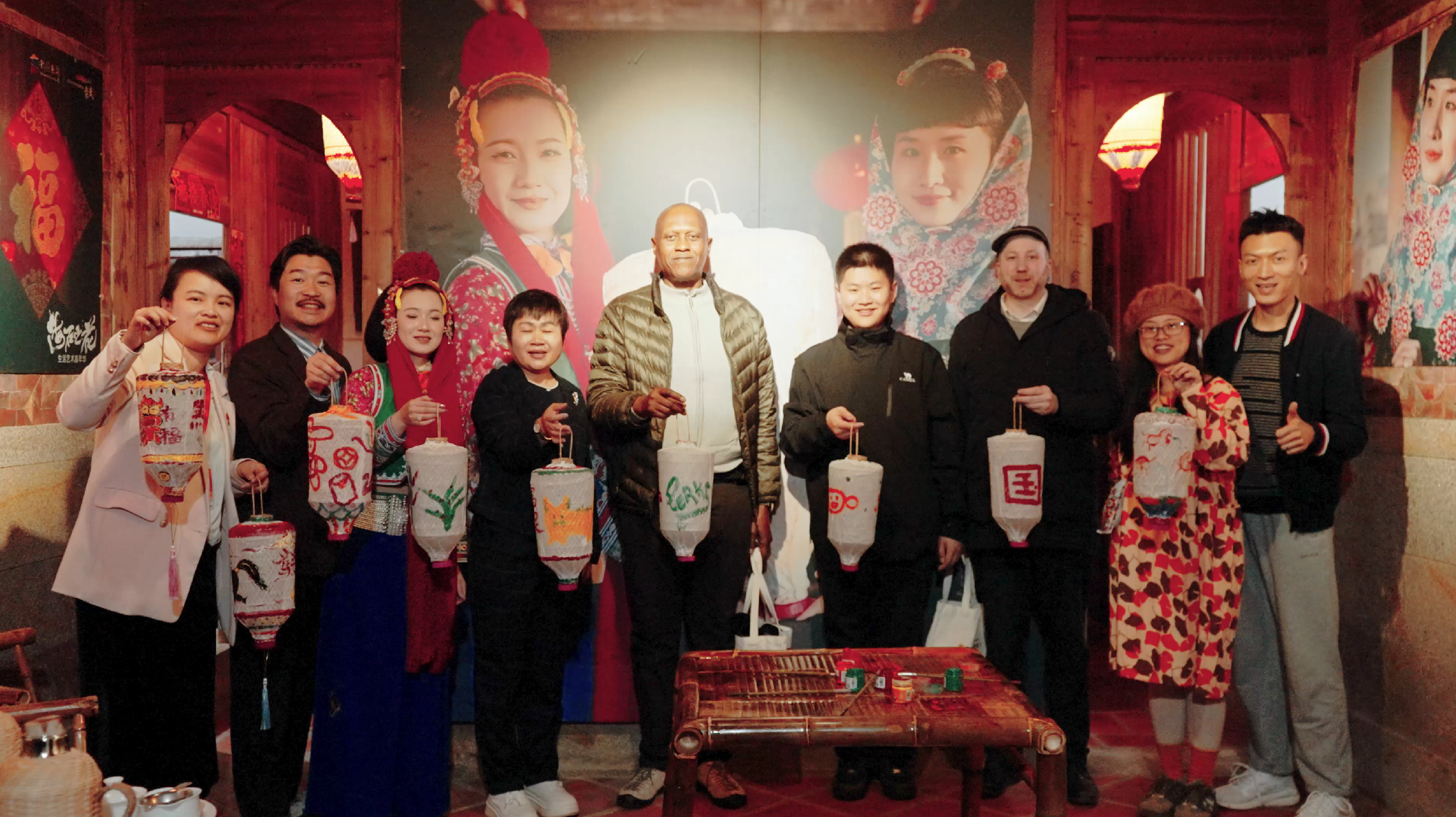 中非驻华使馆临时代办参访崇武古城