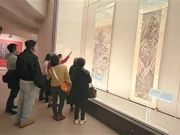 来！听文物说故事