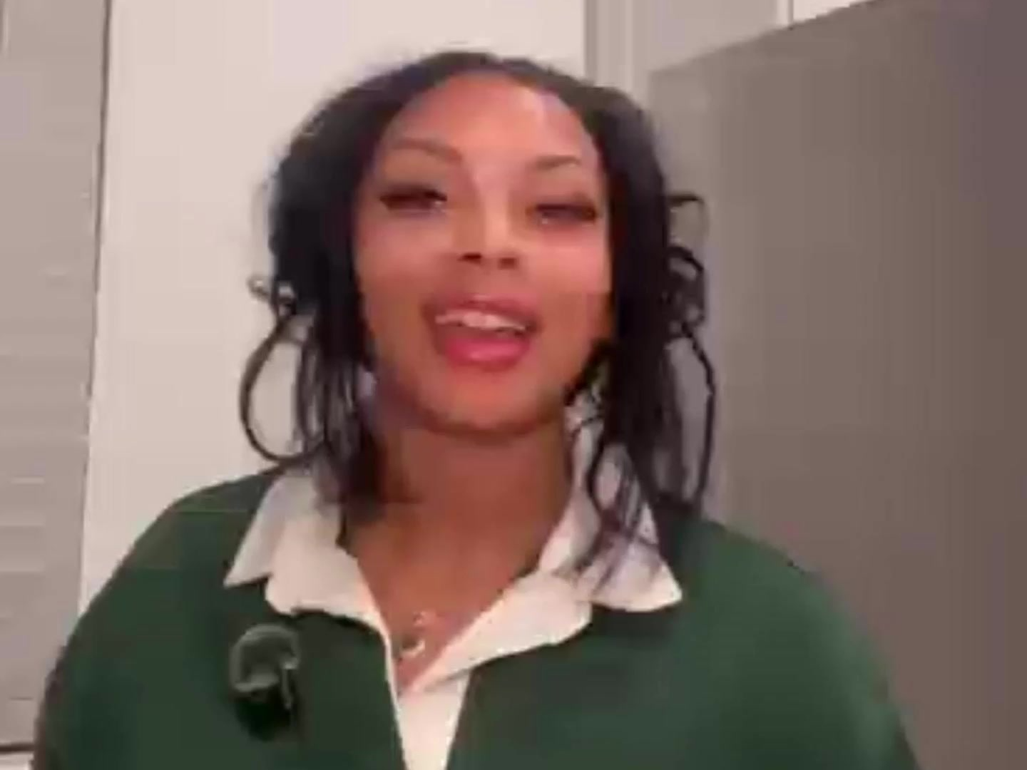 视频｜喝杯热水 穿棉拖鞋 “成为中国人”风靡海外社交圈