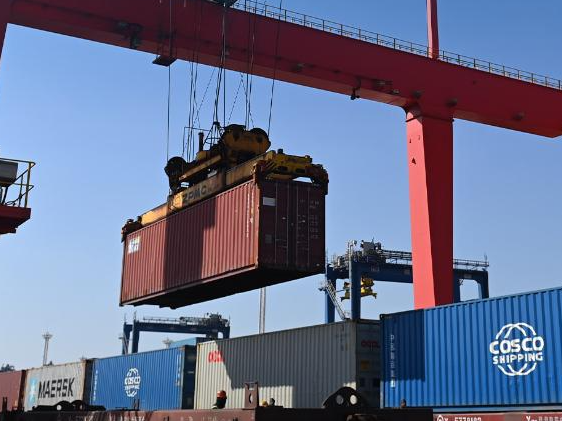 世界坐标看中国经济增长分量