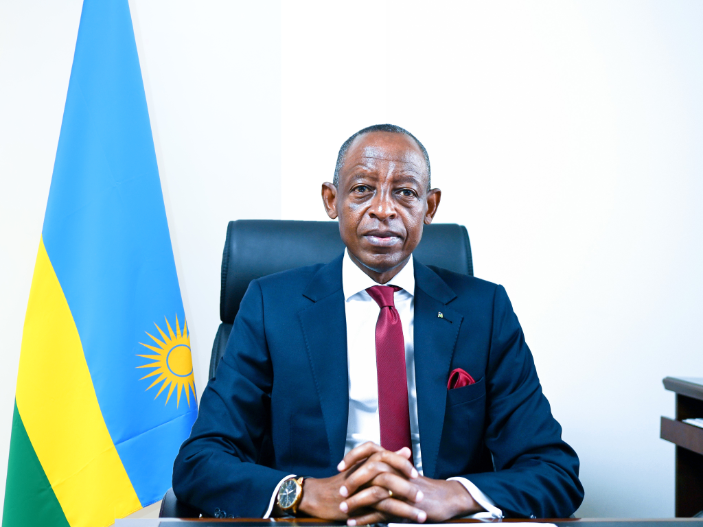 卢旺达驻华大使基莫尼奥：中国全国两会擘画经济社会发展蓝图