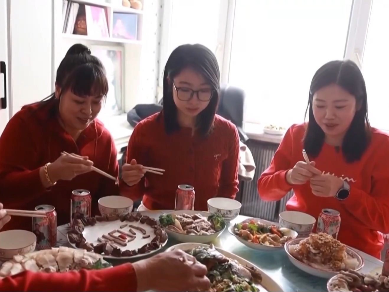 视频丨春分恰逢二月二 民俗巡游、创意“村宴”祈丰年