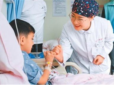 跨越万里 重获“心”生（“一带一路”话健康）