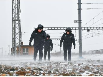 这里有群年轻的铁警