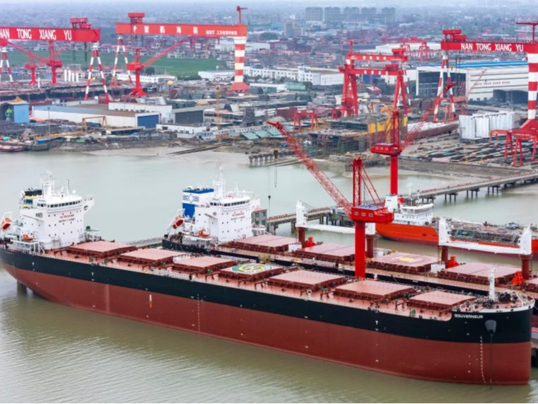 海外网评：推动中国经济破浪前行、行稳致远