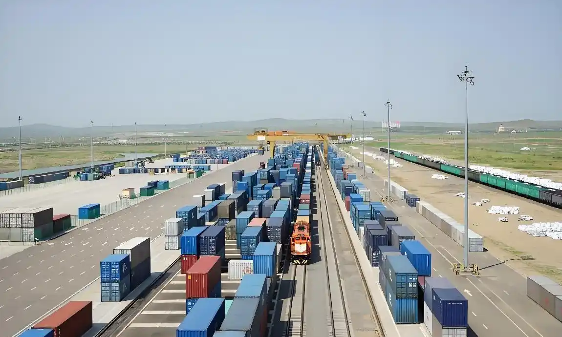 外媒说丨中哈推进跨里海国际运输走廊建设