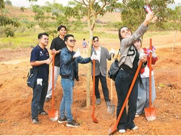 从“中国绿”到“世界绿”（中国的生态实践）