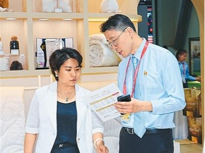 共赴中国消费市场焕新之旅（侨界关注）
