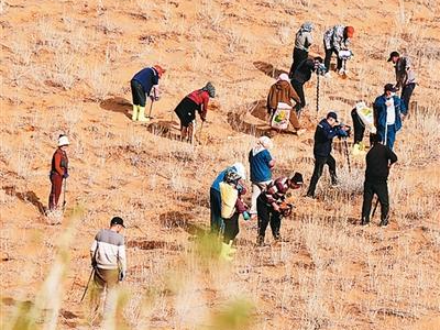 人人都是“地球卫士”（凭栏天下）