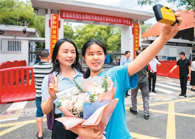 高考早已超越了一场考试本身