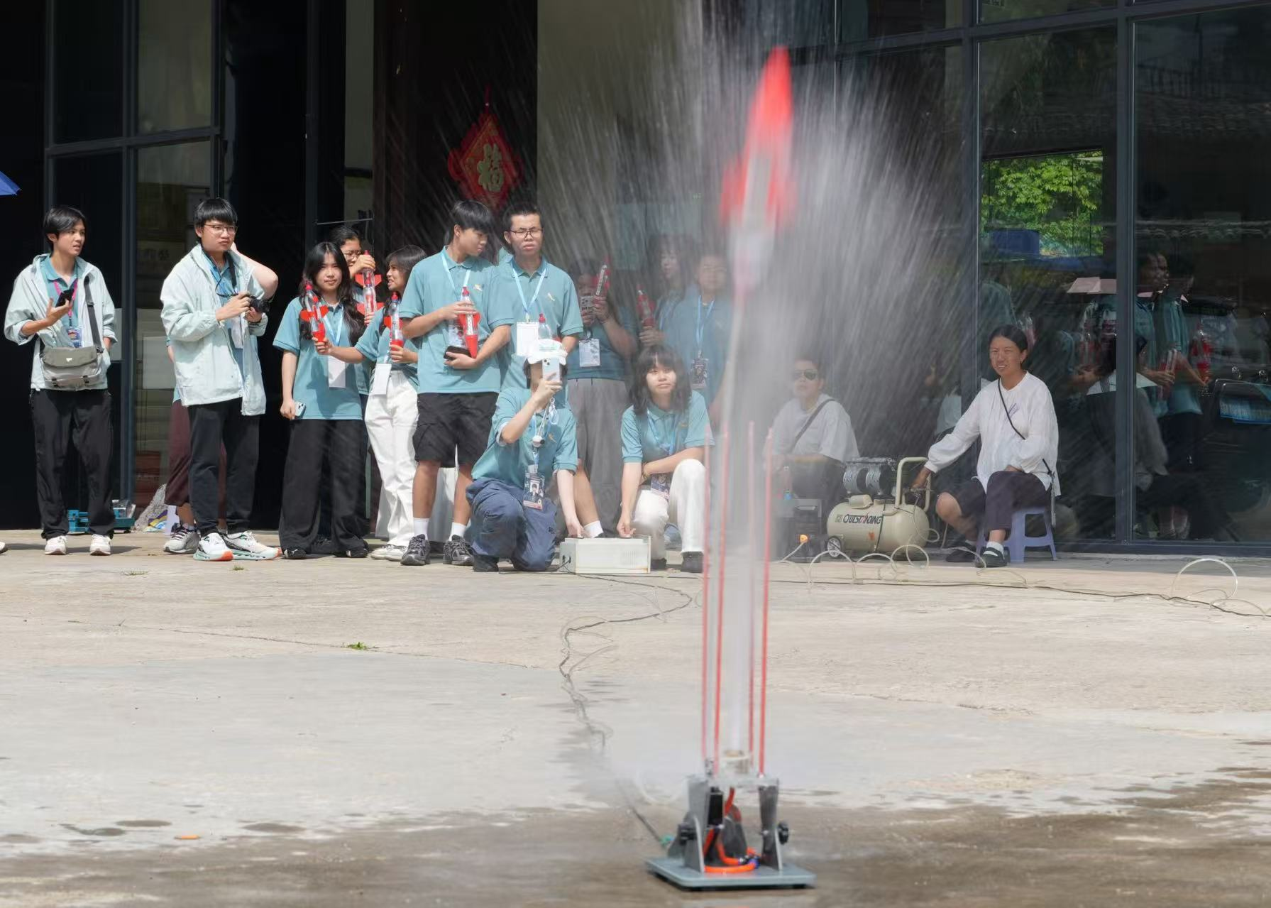 
南京各大医院医生黄牛预约代挂号电话2026年澳门中学生西昌航天科普夏令营举行