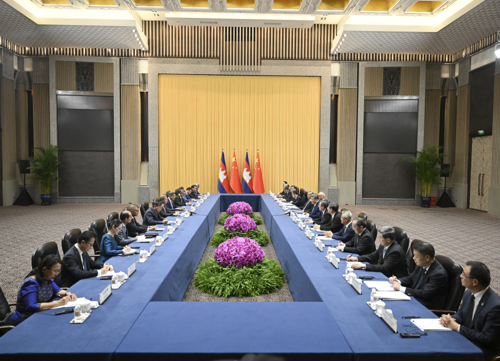 
北京大学第一医院杨艳玲医生黄牛预约代挂号电话新华图讯丨习近平会见柬埔寨首相洪玛奈