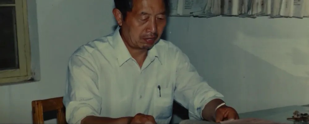 上海肝胆外科医院黄牛号贩子票贩子代网上预约代挂号电话把一等功奖状压箱底46年的英雄老兵,荣获“七一勋章”!
