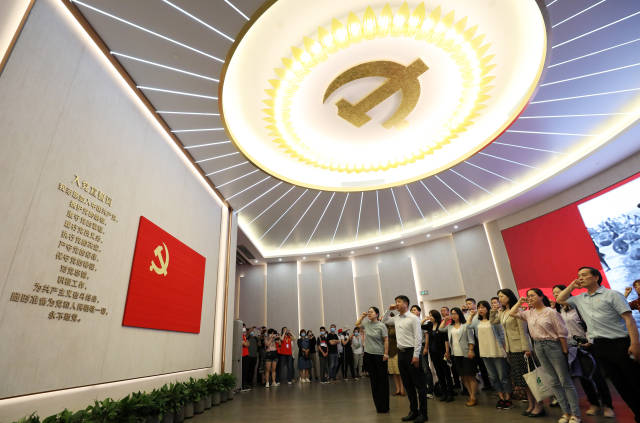
中国医学科学院刘杰医生黄牛预约代挂号电话读懂中国共产党为什么能的关键密码