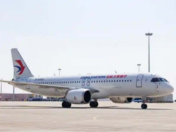 外媒说丨中国C919将迈入国际常态化运营新阶段