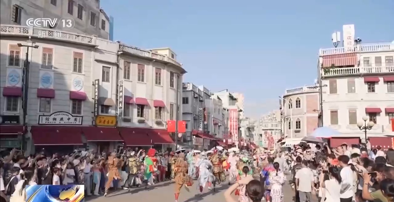 
四川大学华西医院徐严明商慧芳吴波蒋利熊先泽李永彬兰志刚马骏鹏徐建国陆军军黄牛挂号电话视频丨凝聚侨心侨力 同圆共享中国梦