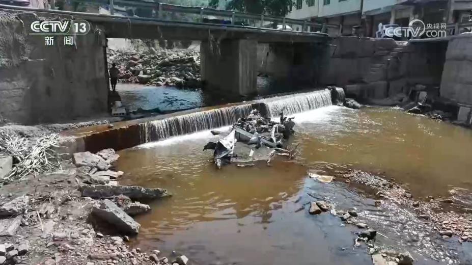 
上海交通大学医学院附属瑞金医院郑民华医生黄牛预约代挂号电话焦点访谈｜走进防汛救灾一线 紧盯每一处隐患、落实每一项举措