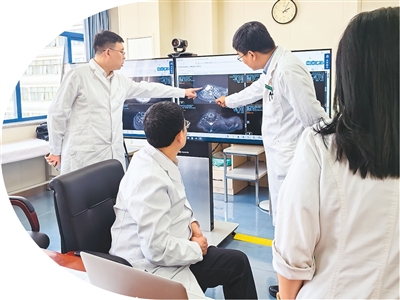 
中山大学肿瘤防治中心黄牛号贩子票贩子代网上预约代挂号电话倪鑫：儿童不是成人的缩小版（跟着专家出门诊）