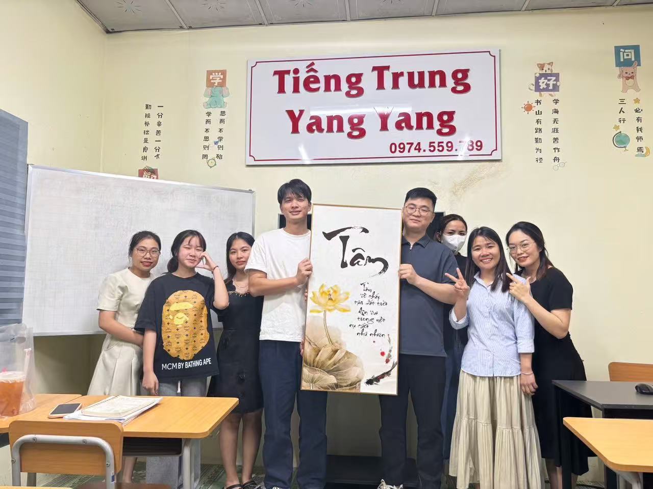 
四川省肿瘤医院黄牛号贩子票贩子代网上预约代挂号电话从中国出发丨越南青年杨光童：懂中文，成为职场人最具含金量的“硬通货”