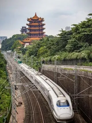 浙江大学医学院附属第一医院任萍萍章爱斌姚磊黄牛挂号电话我的铁路风景|“文化季”圆满收官!9万份作品里,藏着无数个关于相遇与告别的铁路故事