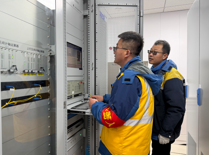 
北京大学肿瘤医院姜晗昉医生黄牛预约代挂号电话从跟跑到领跑——看天路“暖宝宝”如何实现自主突围
