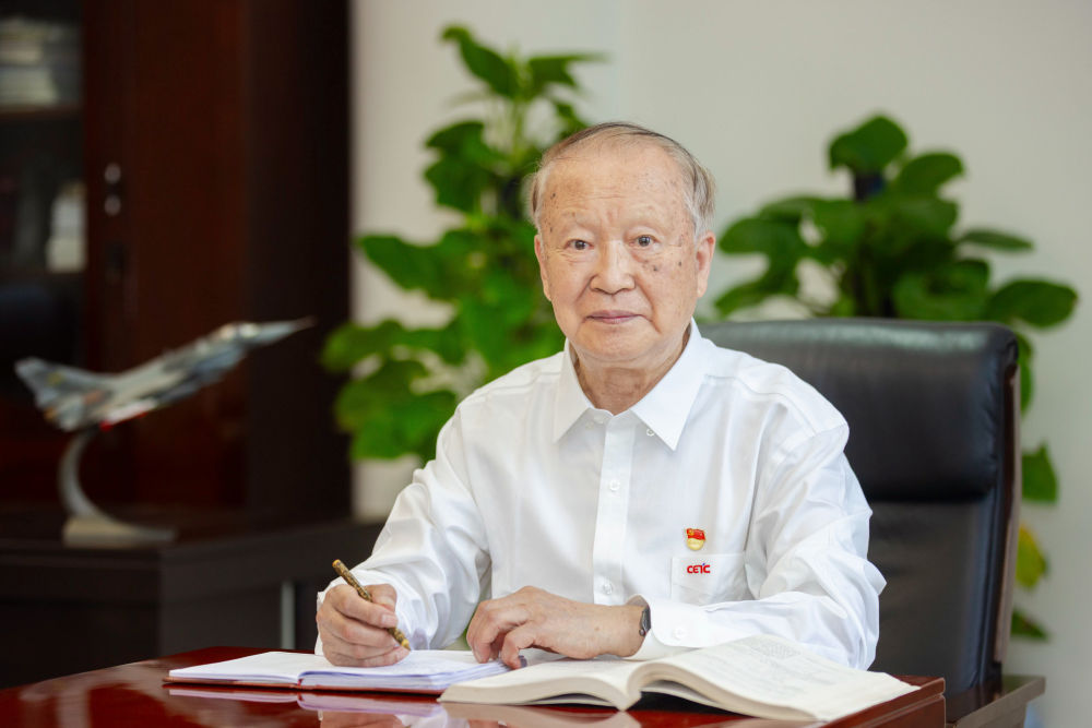 
陆军军医大学新桥医院杨鹰易善红方针强马丹肖卫东黄牛挂号电话第1视点｜今天，他们获颁国家最高科学技术奖