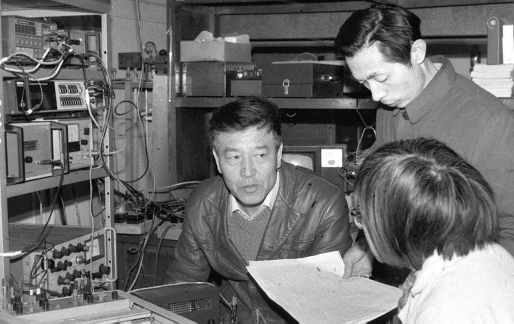 
陆军军医大学新桥医院杨鹰易善红方针强马丹肖卫东黄牛挂号电话第1视点｜今天，他们获颁国家最高科学技术奖